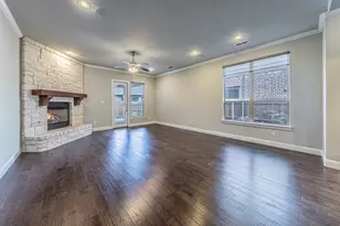 417 Middleton Dr, Roanoke, TX 76262 - Photo 9