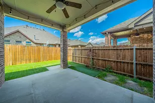 417 Middleton Dr, Roanoke, TX 76262 - Photo 31