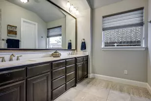 417 Middleton Dr, Roanoke, TX 76262 - Photo 5