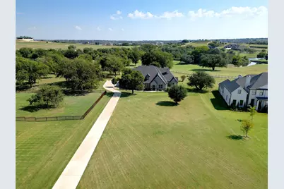 205 Pinnacle Peak Lane, Weatherford, TX 76087 - Photo 1