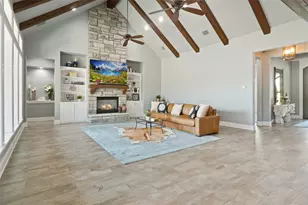 205 Pinnacle Peak Ln, Weatherford, TX 76087 - Photo 5