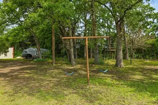 4368 W Beach Dr, Greenville, TX 75402 - Photo 23