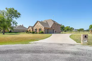 112 Lone Star Wy, Godley, TX 76044 - Photo 35