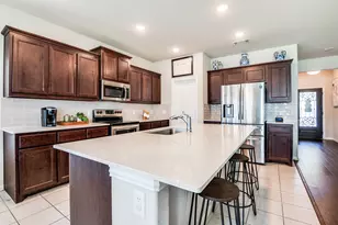 801 Woodcrest Dr, Ennis, TX 75119 - Photo 9