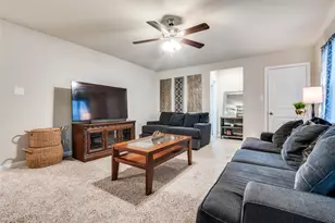 801 Woodcrest Dr, Ennis, TX 75119 - Photo 15