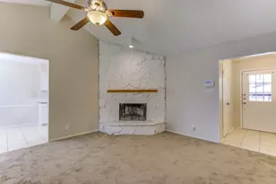 3753 Misty Meadow Dr, Fort Worth, TX 76133 - Photo 3