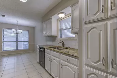 3753 Misty Meadow Drive, Fort Worth, TX 76133 - Photo 13