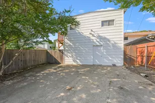 5416 Winton St, Dallas, TX 75206 - Photo 33