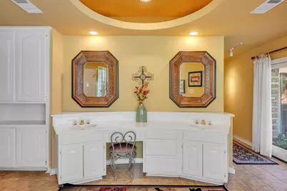 2101 Brentgate Drive, Arlington, TX 76017 - Photo 29