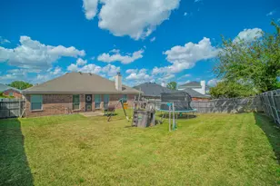 1634 Powder Horn Ln, Arlington, TX 76018 - Photo 23