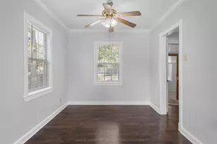 1625 N 18th St, Waco, TX 76707 - Photo 9