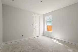 6317 Belle Ct, Garland, TX 75043 - Photo 7