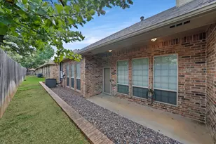 1220 Woodland Park Dr, Hurst, TX 76053 - Photo 35