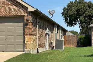 2421 Deerwood Dr, Little Elm, TX 75068 - Photo 3