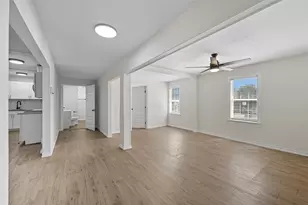 620 S Charles St, Sherman, TX 75090 - Photo 3