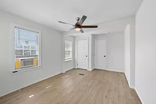 620 S Charles St, Sherman, TX 75090 - Photo 13