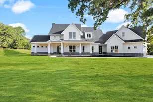 247 Silver Lakes Dr, Sunset, TX 76270 - Photo 1