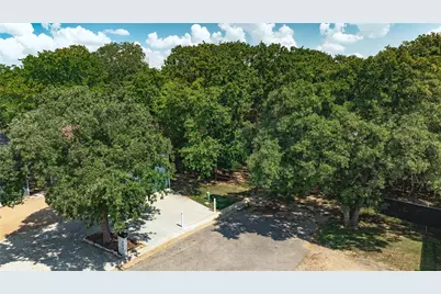 504 Harbor Drive S, Azle, TX 76020 - Photo 13