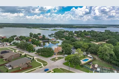 504 Harbor Drive S, Azle, TX 76020 - Photo 7