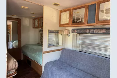 1046 E Owings Street, Denison, TX 75021 - Photo 1