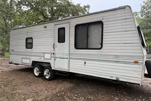 1046 E Owings St, Denison, TX 75021 - Photo 7