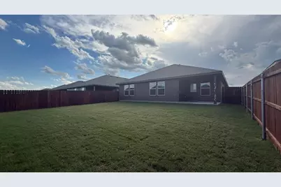 8500 Hollymead Lane, Fort Worth, TX 76131 - Photo 17