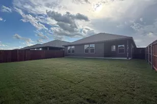 8500 Hollymead Ln, Fort Worth, TX 76131 - Photo 17