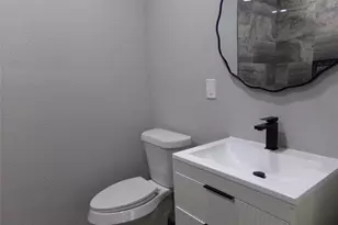 1310 Elmwood Blvd, Dallas, TX 75224 - Photo 13