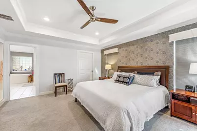 501 Umphress Court, Granbury, TX 76048 - Photo 17