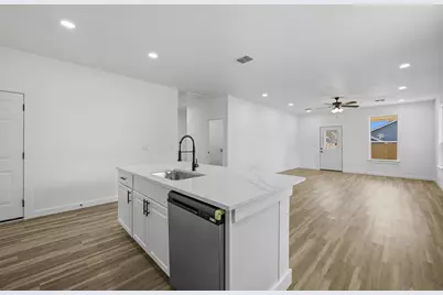 4302 Mountain Hollow Drive, Granbury, TX 76048 - Photo 7