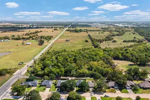 113 Stone Briar Dr N, Sulphur Springs, TX 75482 - Photo 35