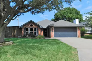 2001 Oak Tree Dr, Denton, TX 76209 - Photo 1