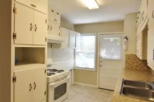 5441 Thomas Ln, River Oaks, TX 76114 - Photo 7