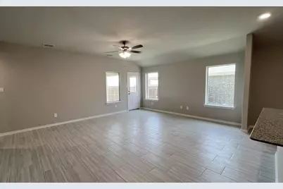 8516 Hollymead Lane, Fort Worth, TX 76131 - Photo 5