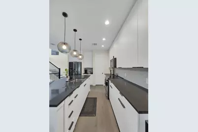 4703 Munger Avenue #101, Dallas, TX 75204 - Photo 3