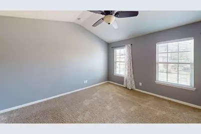 392 Dublin Street, Lewisville, TX 75067 - Photo 9