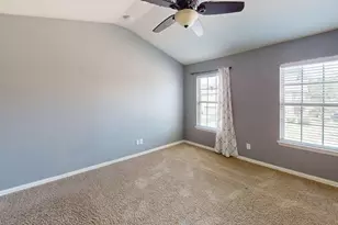 392 Dublin St, Lewisville, TX 75067 - Photo 9