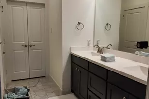 1633 Dewberry Ln, Garland, TX 75042 - Photo 11