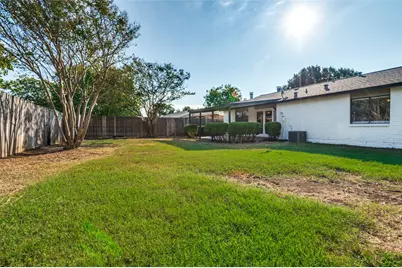 10257 Sweet Gum Street, Dallas, TX 75249 - Photo 27