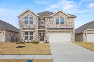 318 Amberville Dr, Red Oak, TX 75154 - Photo 1