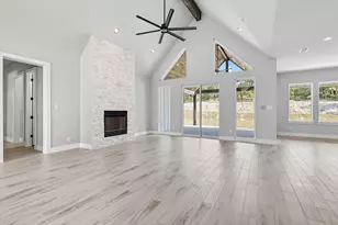 1019 Glenoaks Dr, Weatherford, TX 76088 - Photo 7