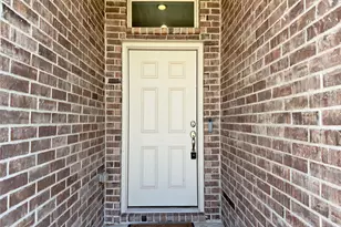 9805 Mescalbean Blvd, Fort Worth, TX 76036 - Photo 3