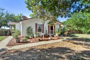 1106 Andy Thomas Rd, Whitewright, TX 75491 - Photo 25