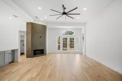 3528 Cottonwood Springs Drive, The Colony, TX 75056 - Photo 3