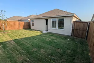 14109 Kempt Dr, Pilot Point, TX 76258 - Photo 19