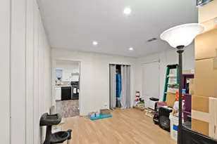 3035 Lasca St, Dallas, TX 75227 - Photo 7