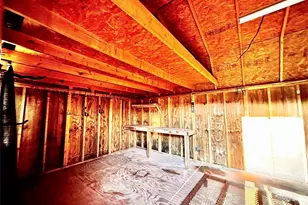 350 Summerfield Ct E, Springtown, TX 76082 - Photo 15