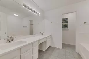 3623 Palmer Ct, Arlington, TX 76014 - Photo 31