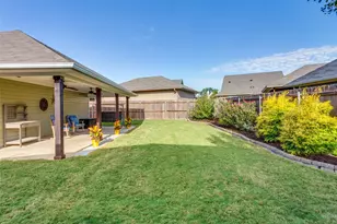 637 Kagen Ct, Burleson, TX 76028 - Photo 35