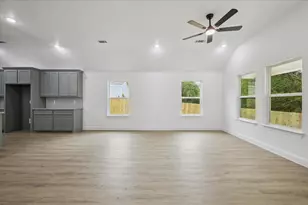 111 N Oak St, Ector, TX 75439 - Photo 15